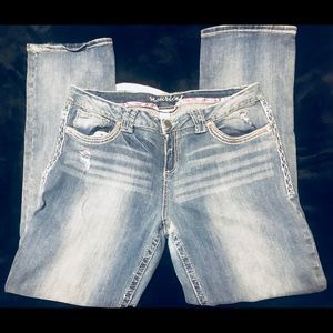 Cute boot cut Maurice’s jeans. like new!